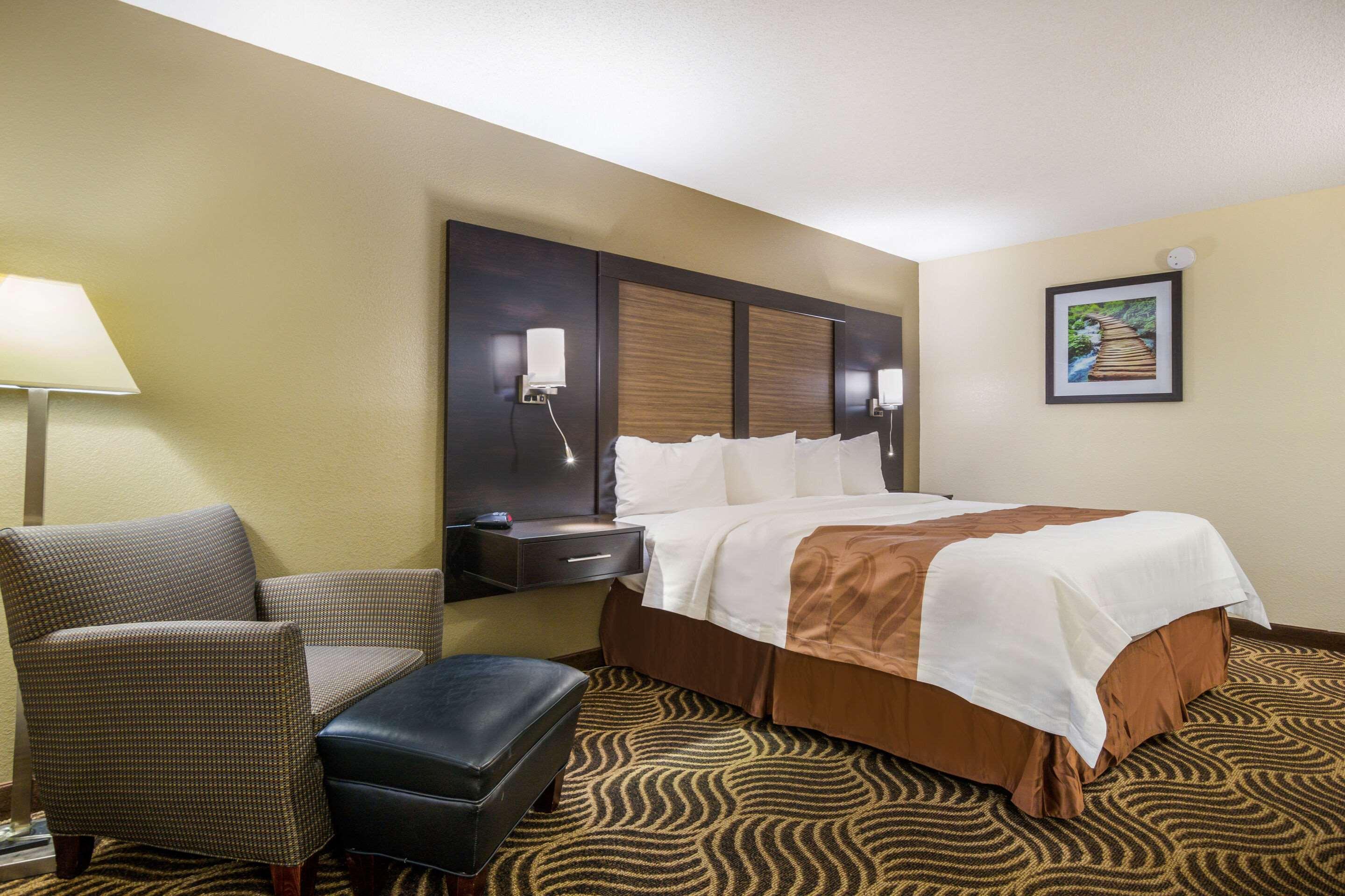 Quality Inn & Suites Florence- Cincinnati South Esterno foto