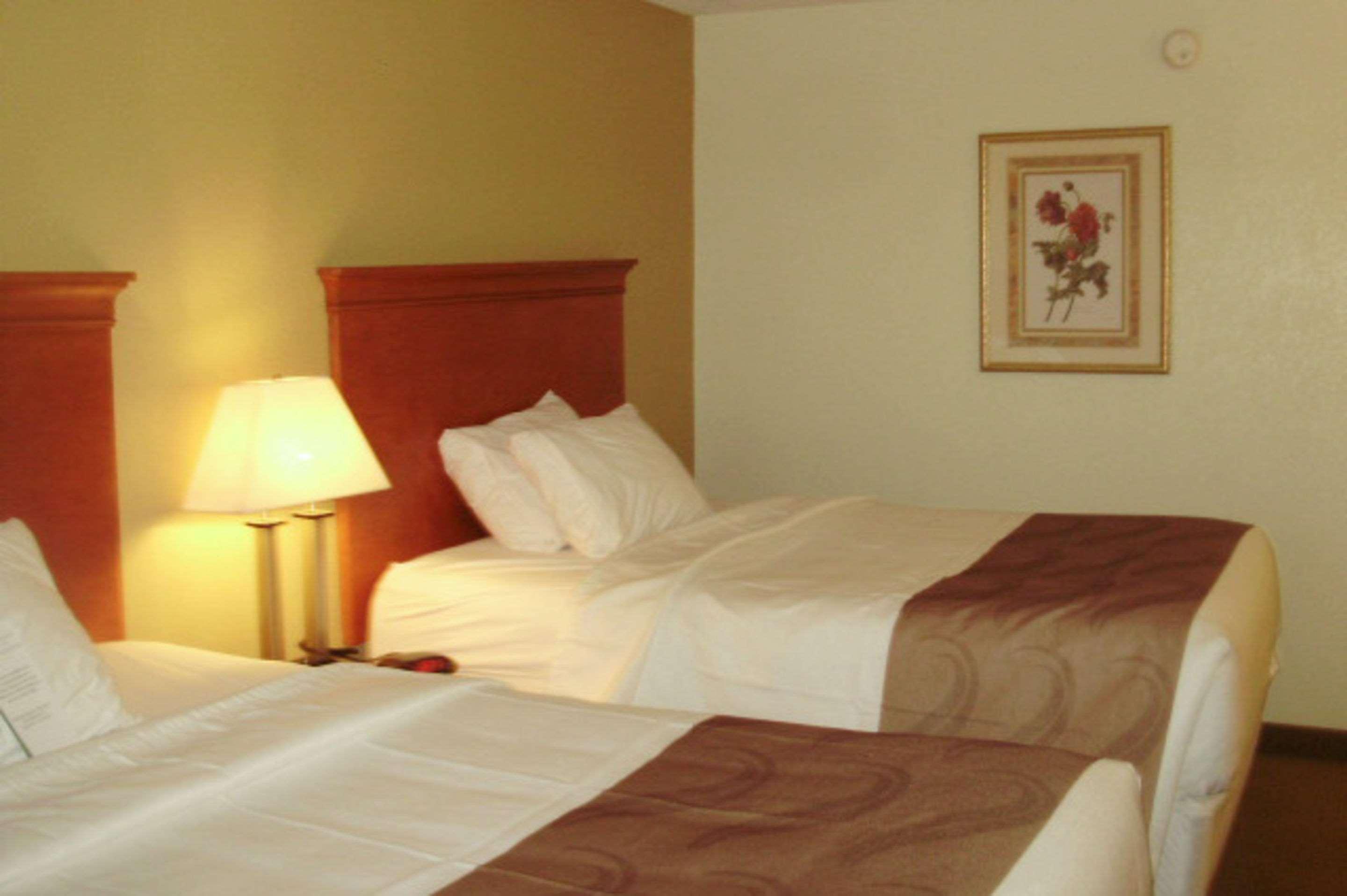 Quality Inn & Suites Florence- Cincinnati South Esterno foto